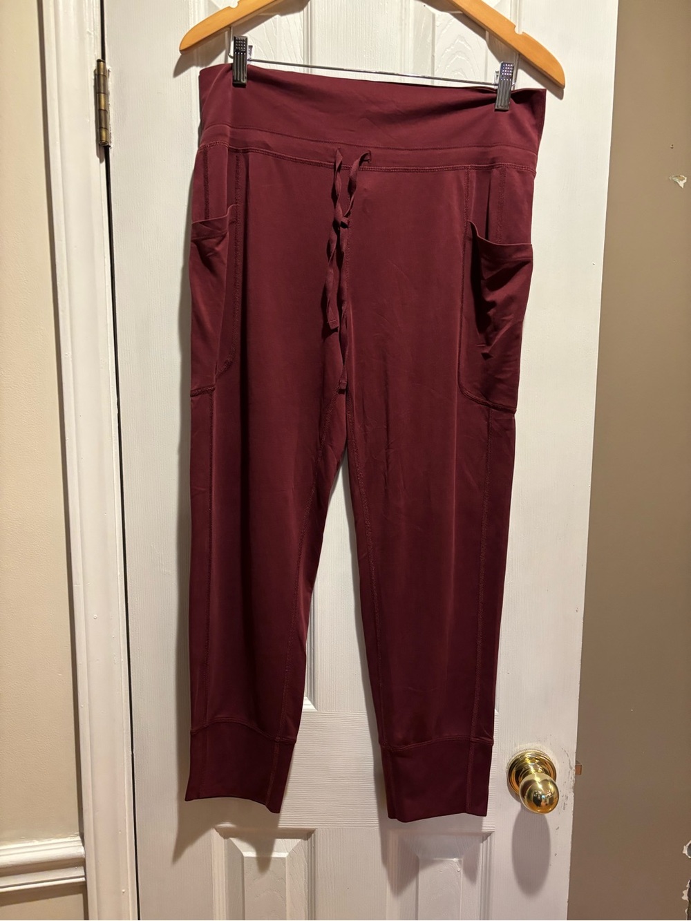 FableticsBurgundy Active Joggers Large